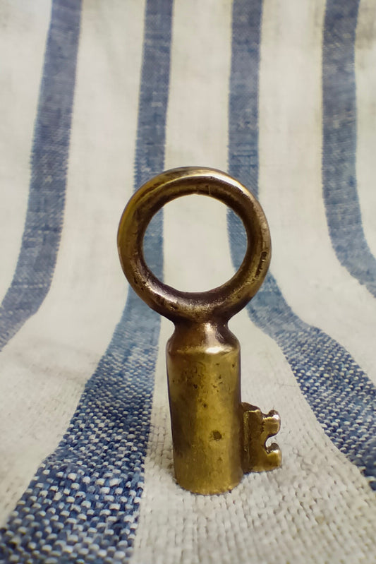 Ciondolo in bronzo chiave lavorazione artigianale