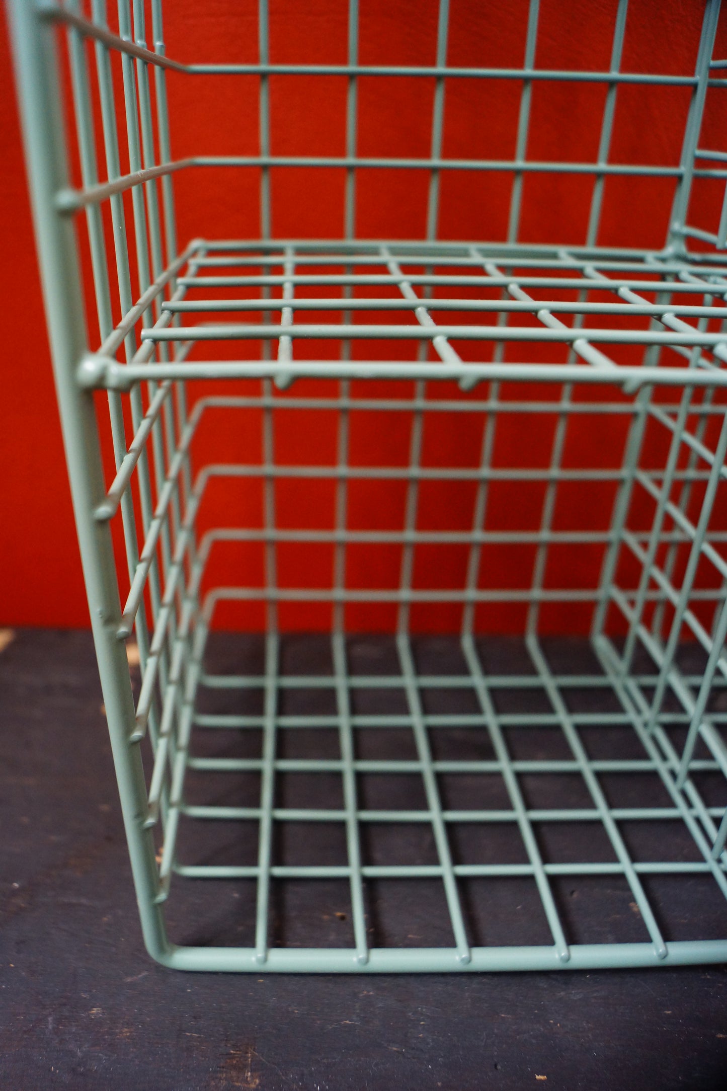 Scaffale in rete metallica da appendere