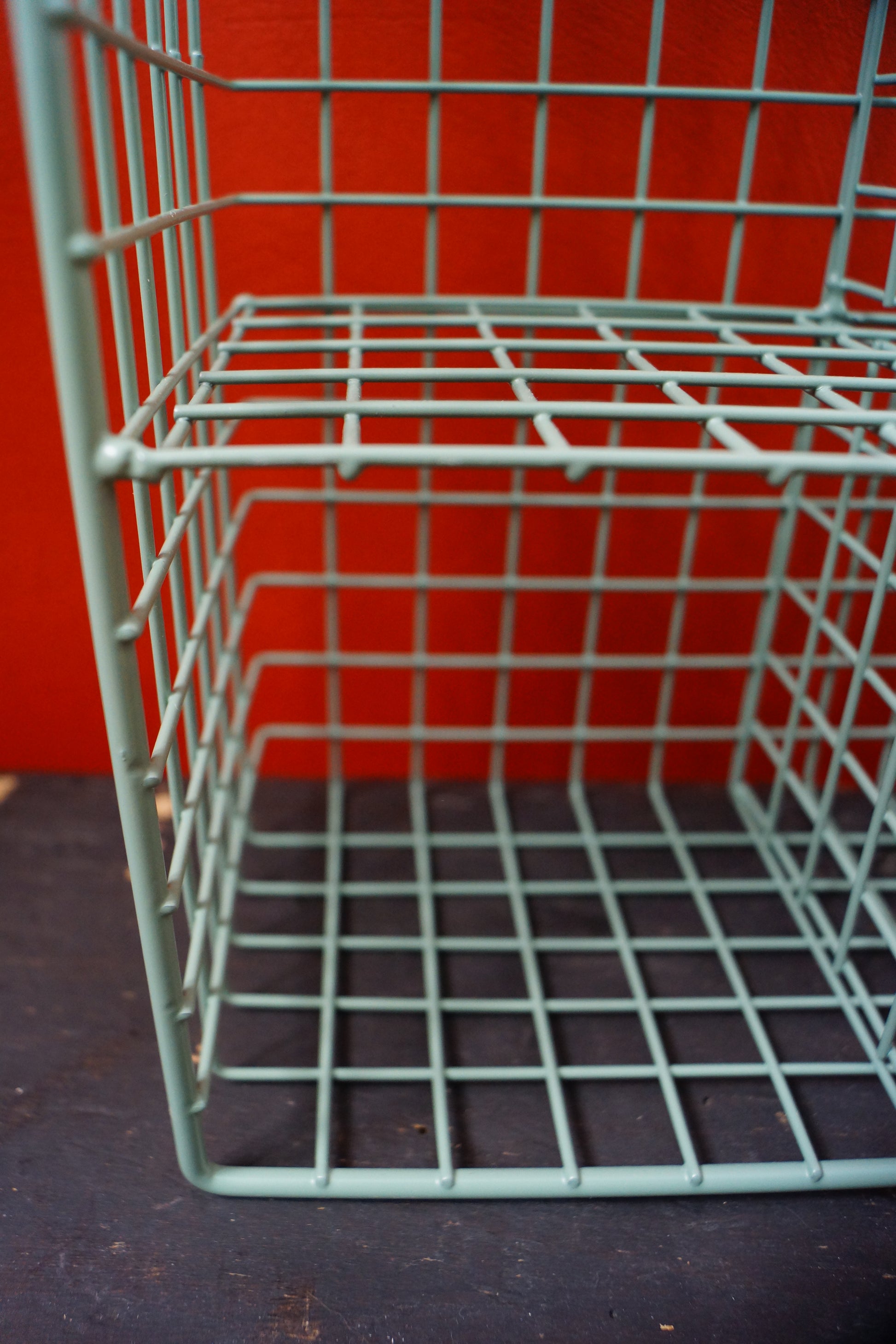 Scaffale in rete metallica da appendere